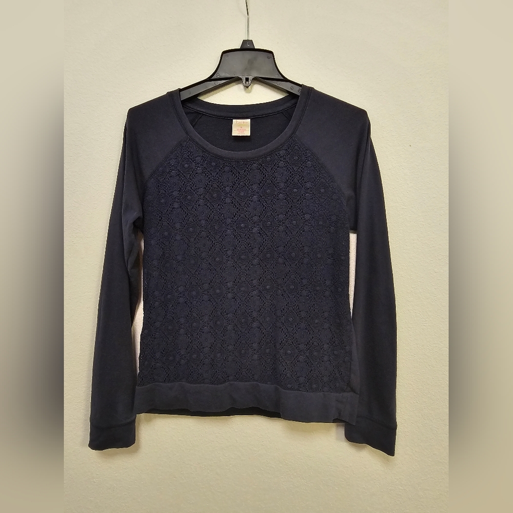 Navy long sleeve sweater